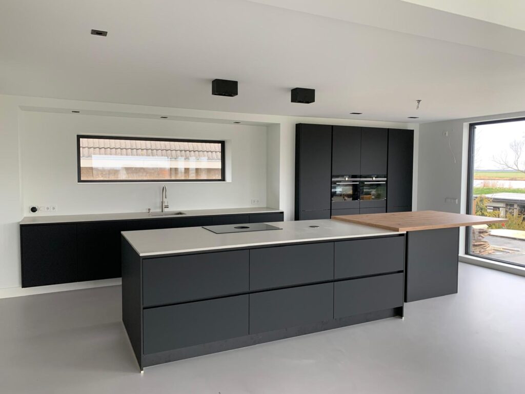 J Brouwer Elektrotechniek