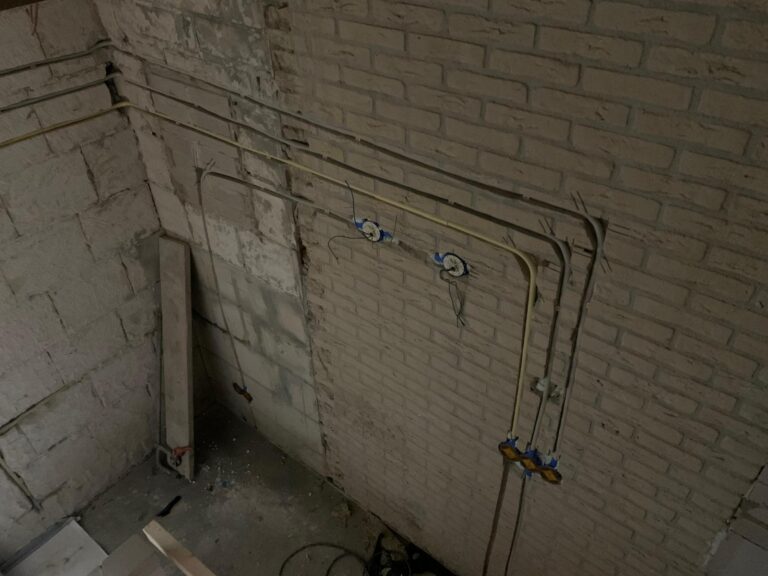 J Brouwer Elektrotechniek